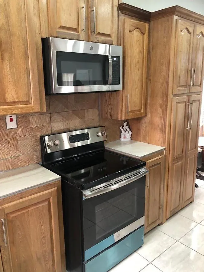 Beverley Manor Diamond Vale' 2 Bedroom 1 Bath Apartment Diego Martin