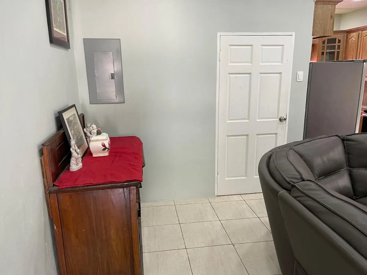 Beverley Manor Diamond Vale' 2 Bedroom 1 Bath Apartment Diego Martin